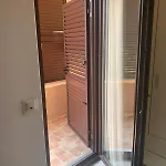 Komfortable In *